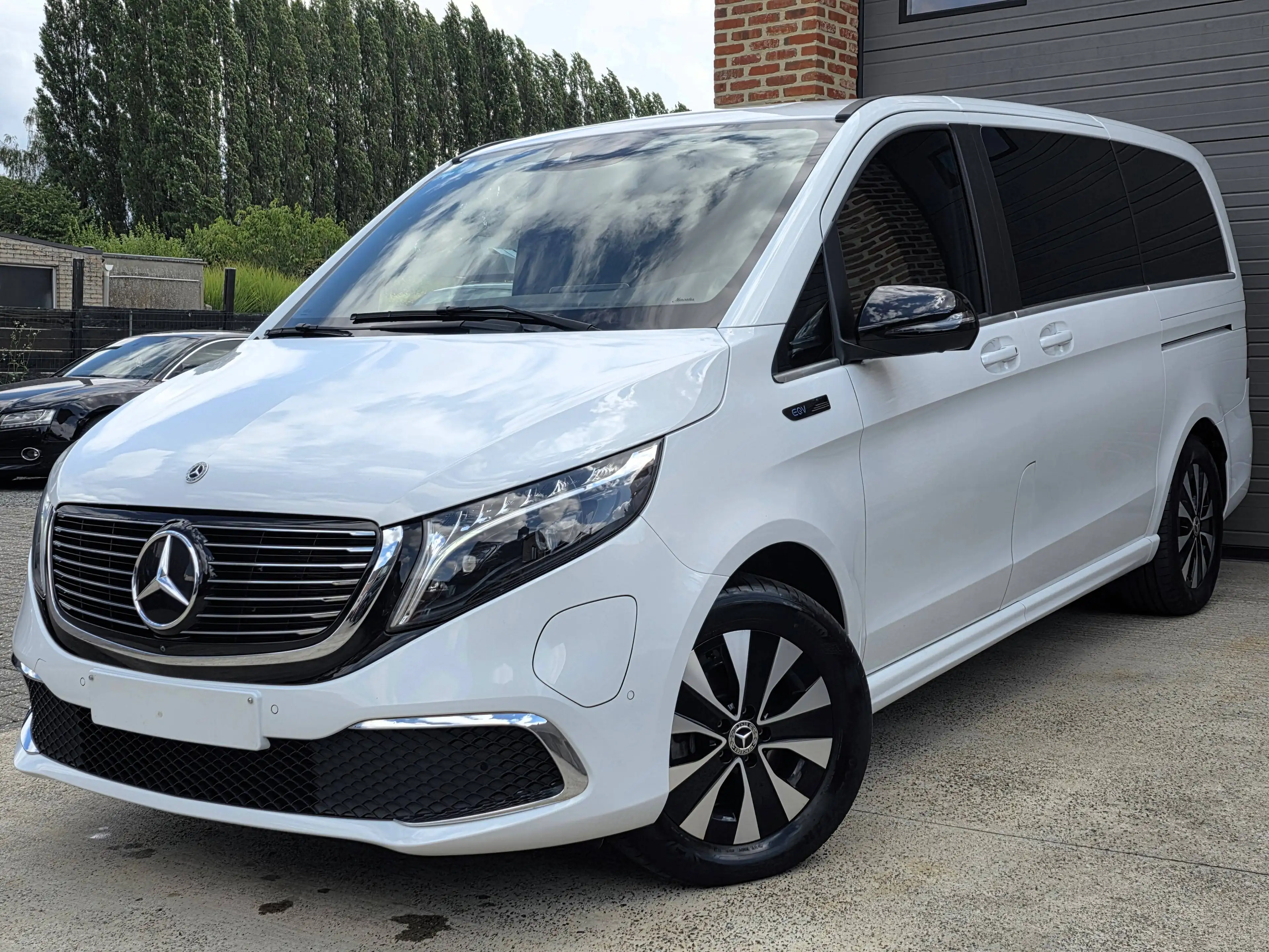 Mercedes-Benz EQV 300 34.990 EX - 7 Zitplaatsen - 100% Elektro - 40.000 KM