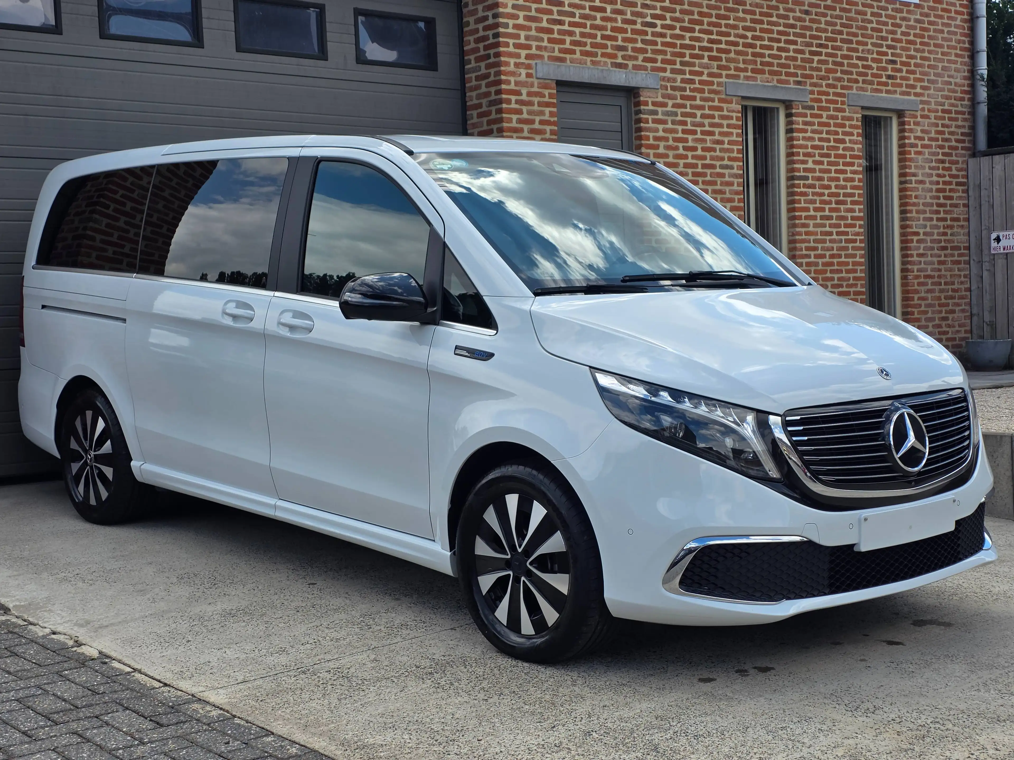 Mercedes-Benz EQV 300 34.990 EX - 7 Zitplaatsen - 100% Elektro - 40.000 KM — photo 4