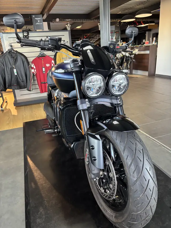 Triumph Rocket 3 R