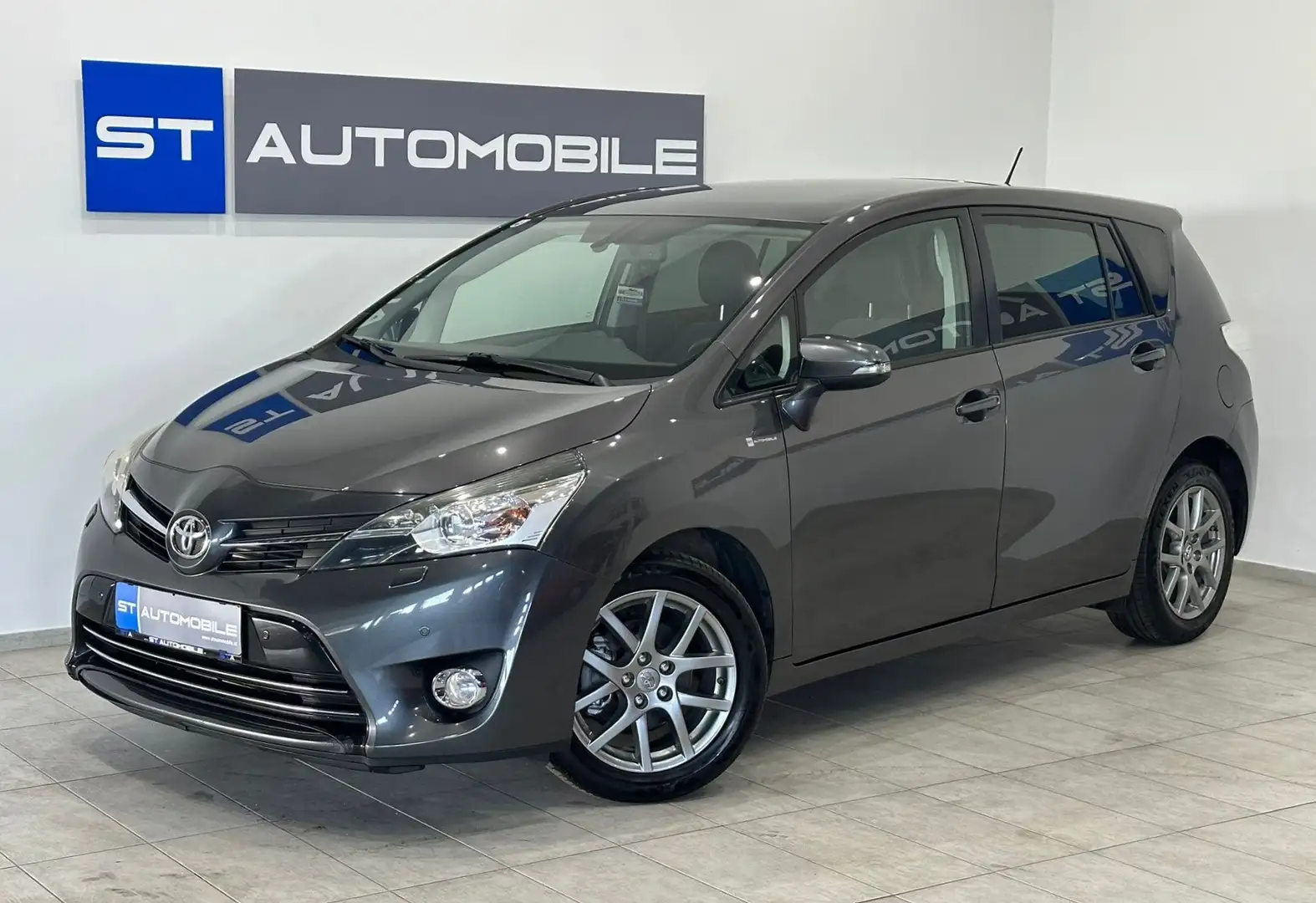 Toyota Verso SkyView Edition // PANORAMADACH //SITZHEIZUNG // Grau - 1
