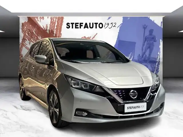 Nissan Leaf II - Leaf Tekna Two Tone Pro Pilot Park 40kWh 150c