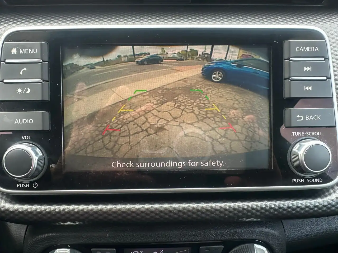 Nissan Kicks снимка Nissan Kicks