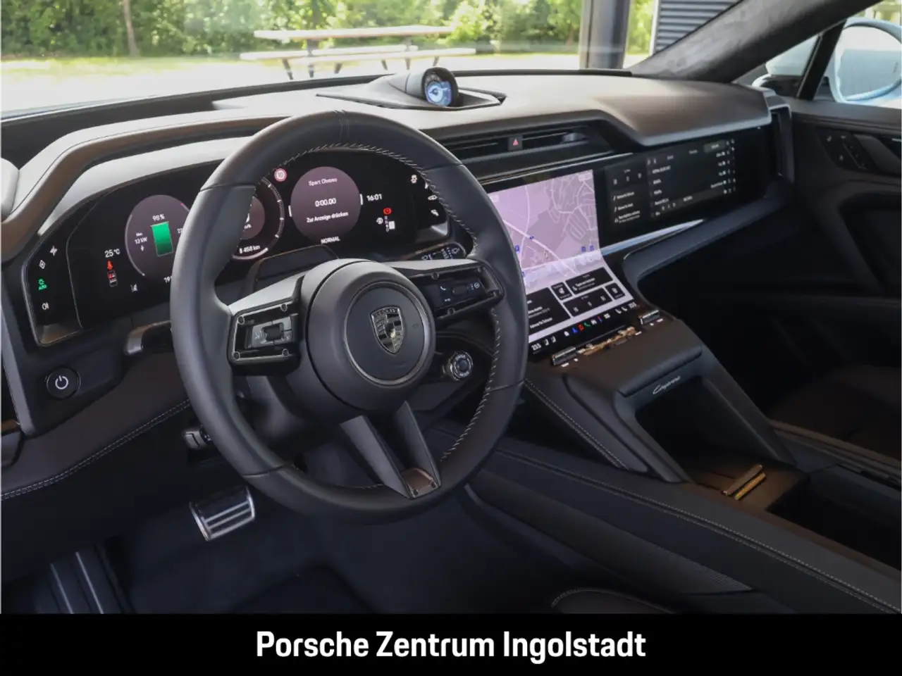 Porsche Cayenne Turbo Electric Beifahrerdisplay Panorama Flächenhe 15