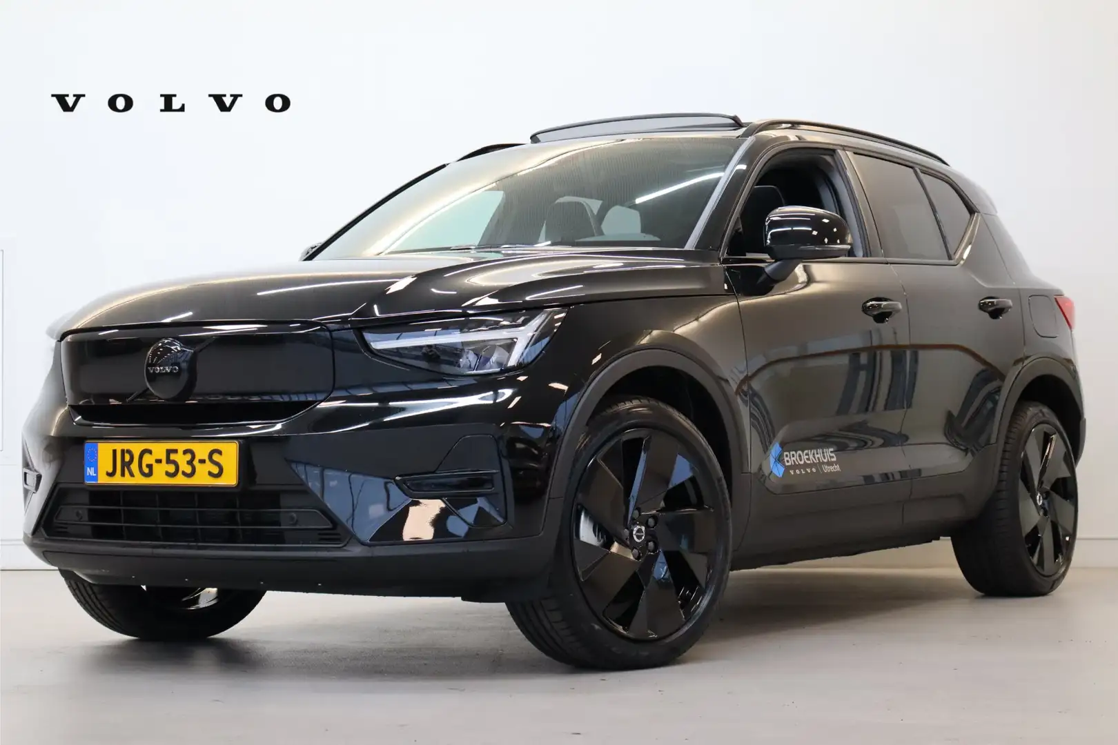 Volvo EX40 252PK Extended Range Plus Black Edition 82 kWh | P Noir - 1