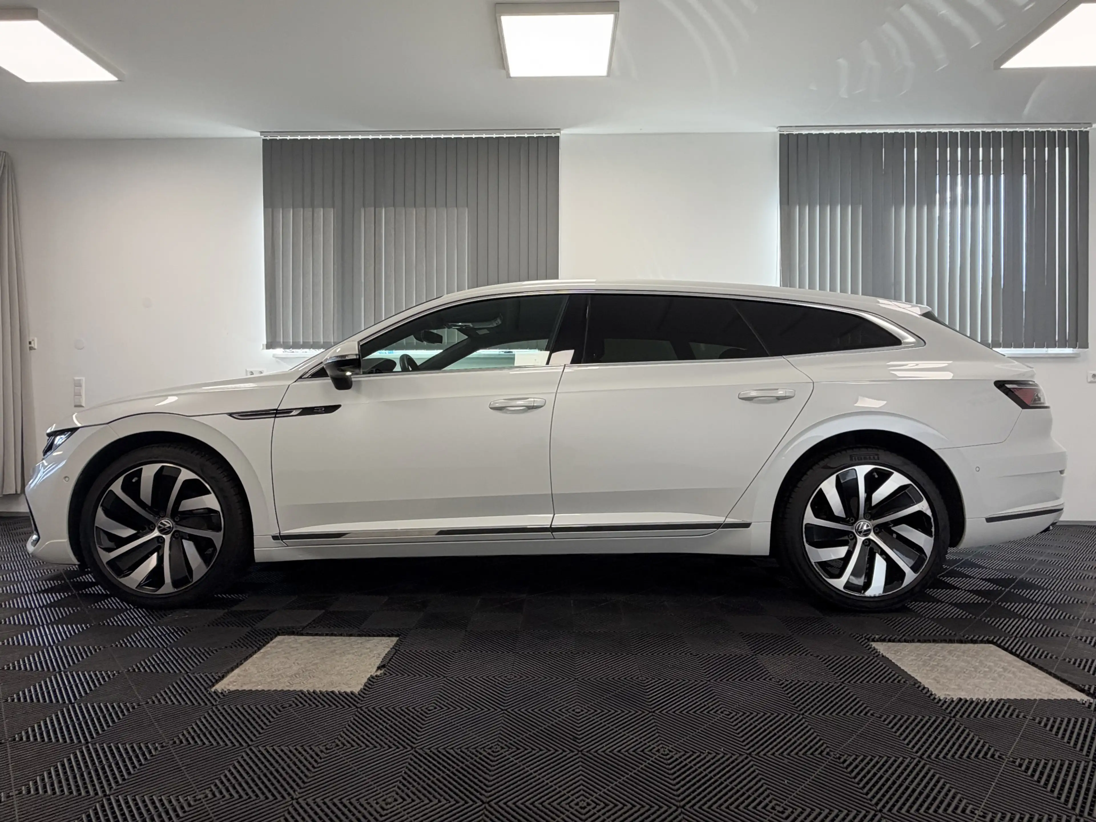 Volkswagen Arteon SB 1.4 eHybrid GTE DSG R-Line Standheiz. — photo 5