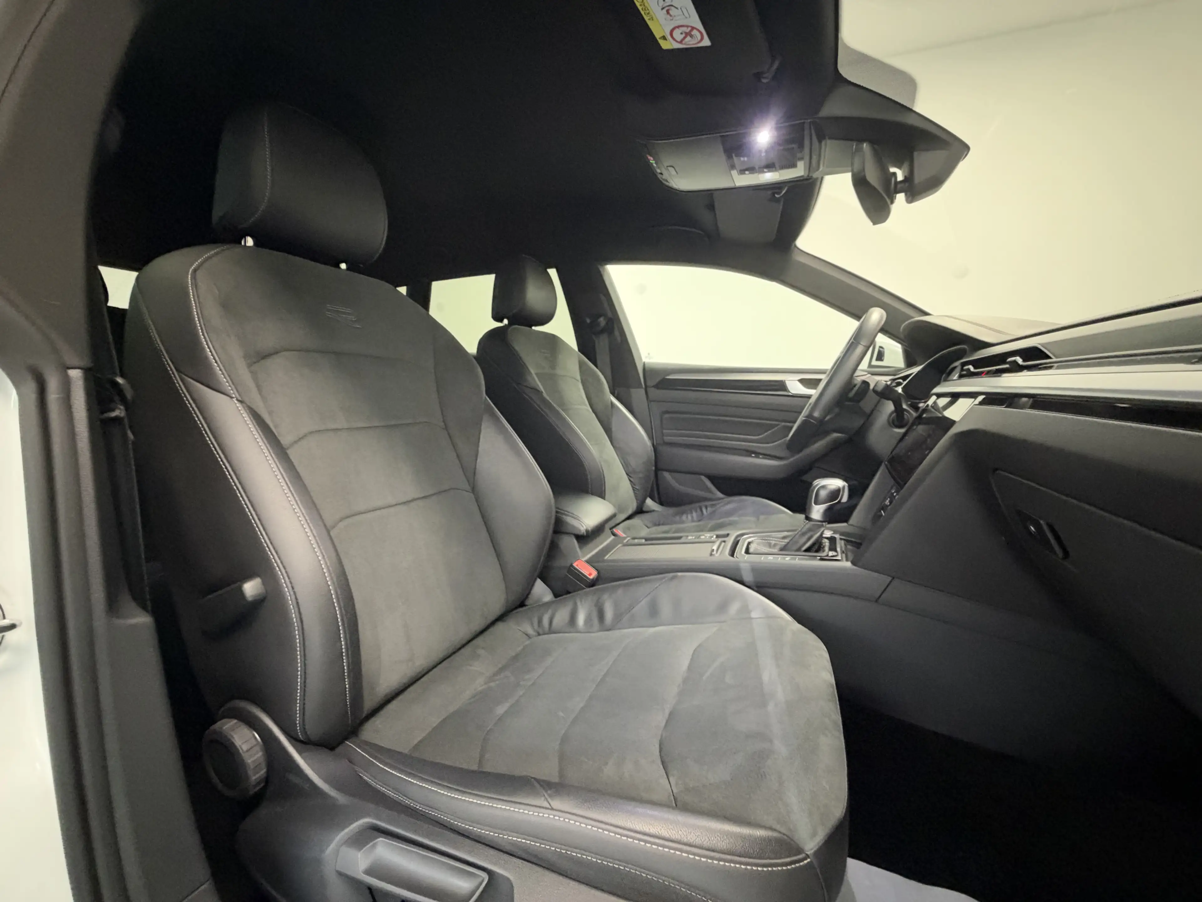Volkswagen Arteon SB 1.4 eHybrid GTE DSG R-Line Standheiz. — photo 11