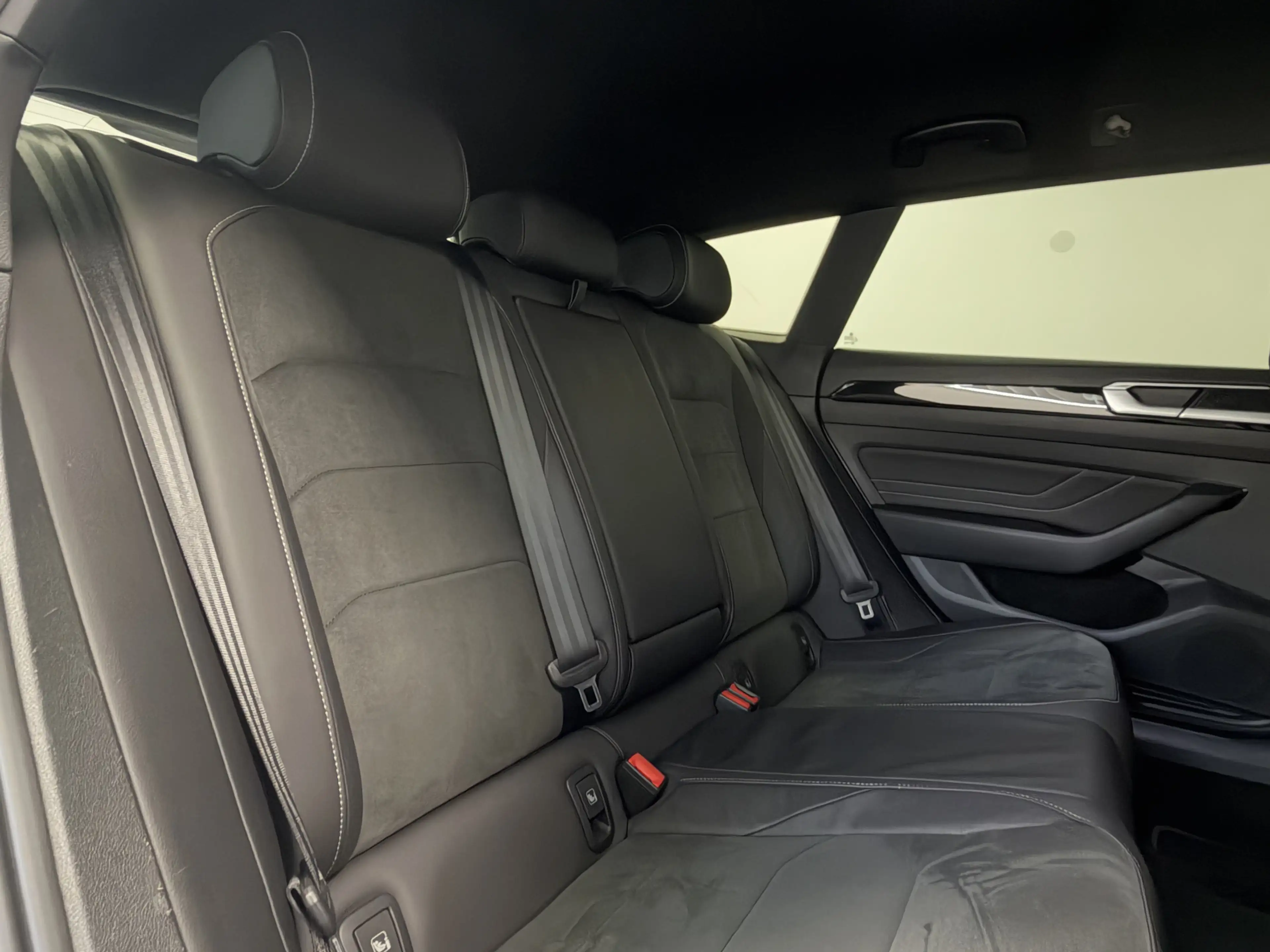 Volkswagen Arteon SB 1.4 eHybrid GTE DSG R-Line Standheiz. — photo 15