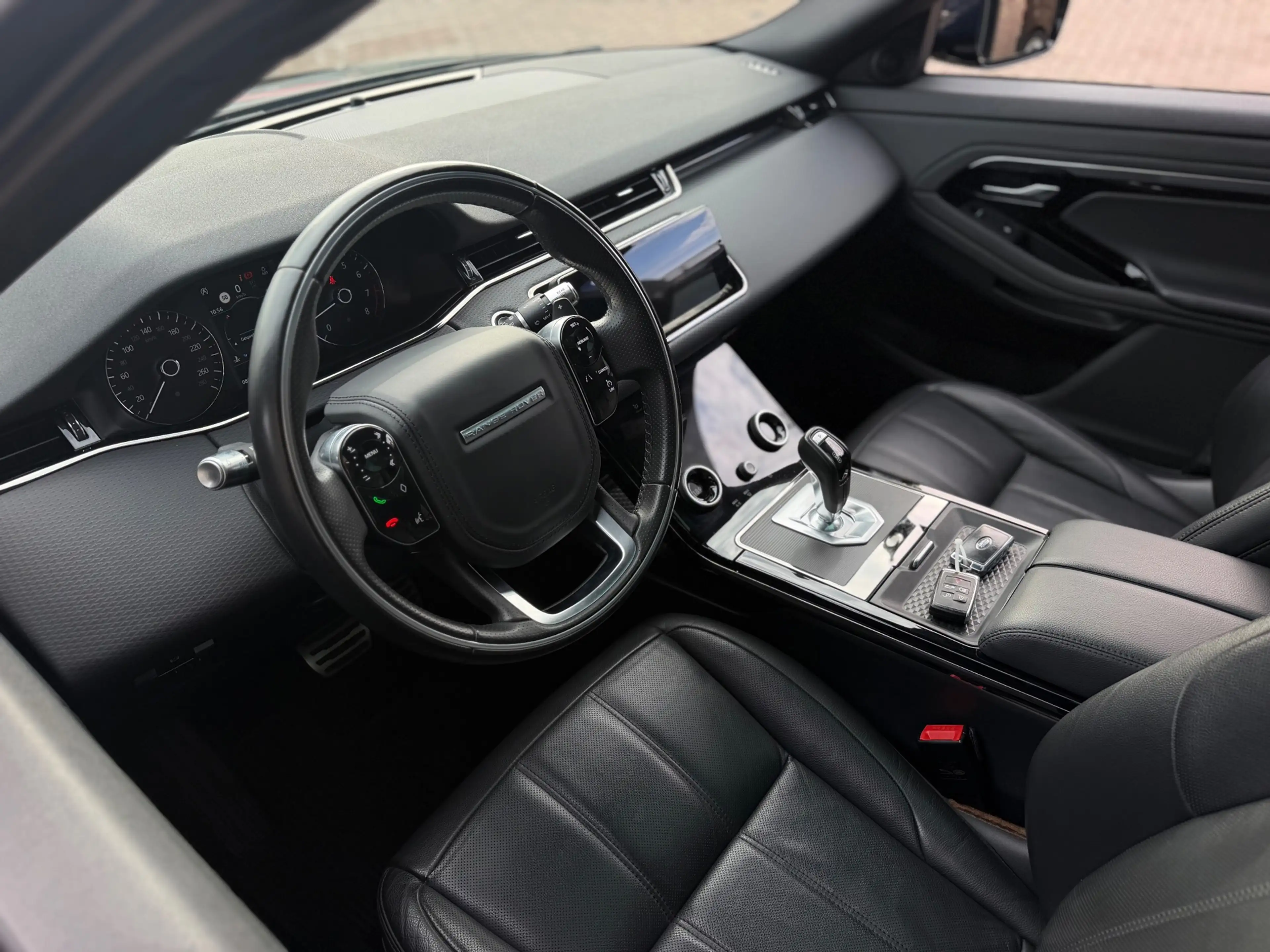 Land Rover Range Rover Evoque 2.0 P200 AWD R-Dynamic 200PK Automaat 4x4 Panorama — photo 4