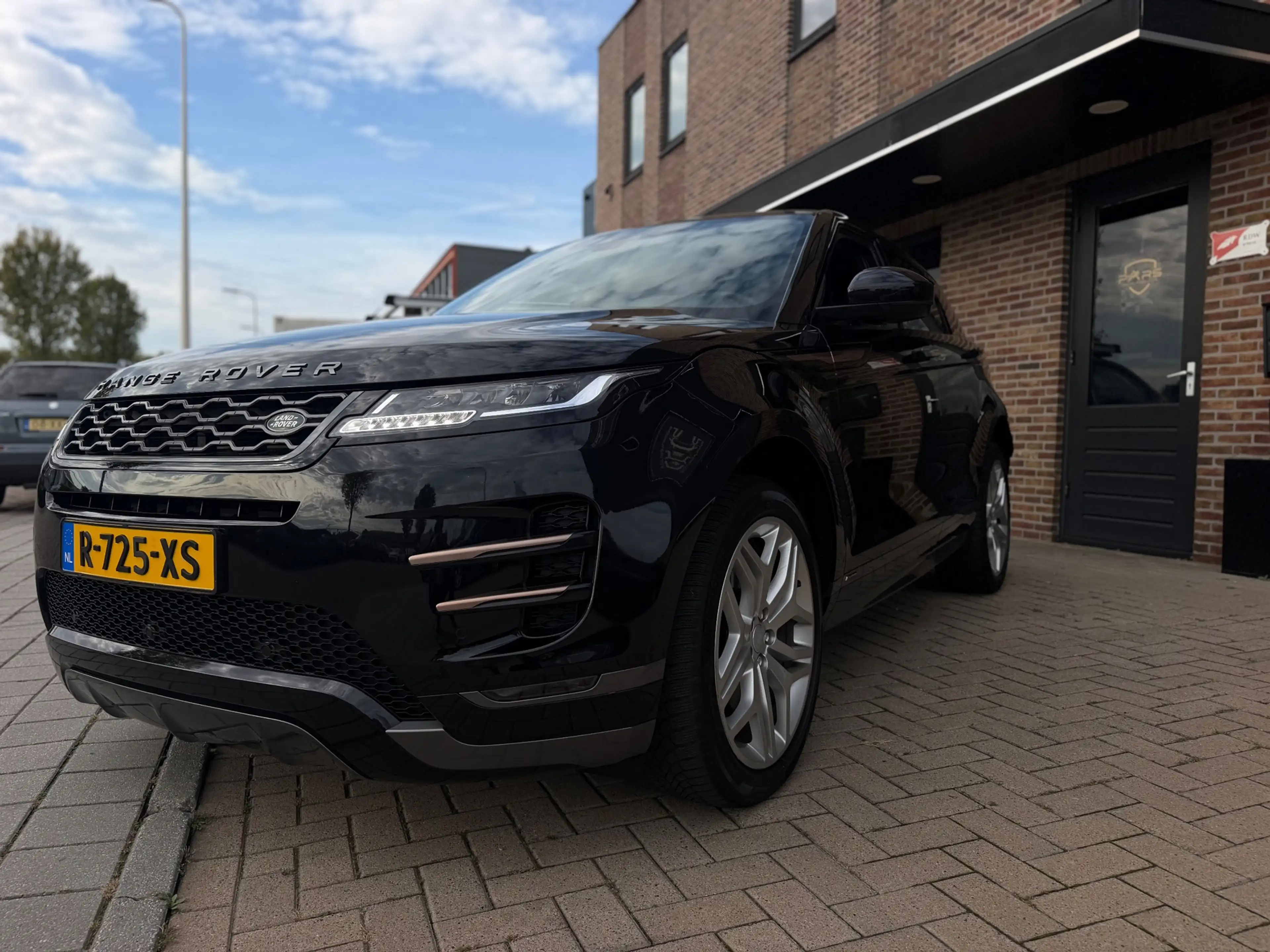 Land Rover Range Rover Evoque 2.0 P200 AWD R-Dynamic 200PK Automaat 4x4 Panorama — photo 12