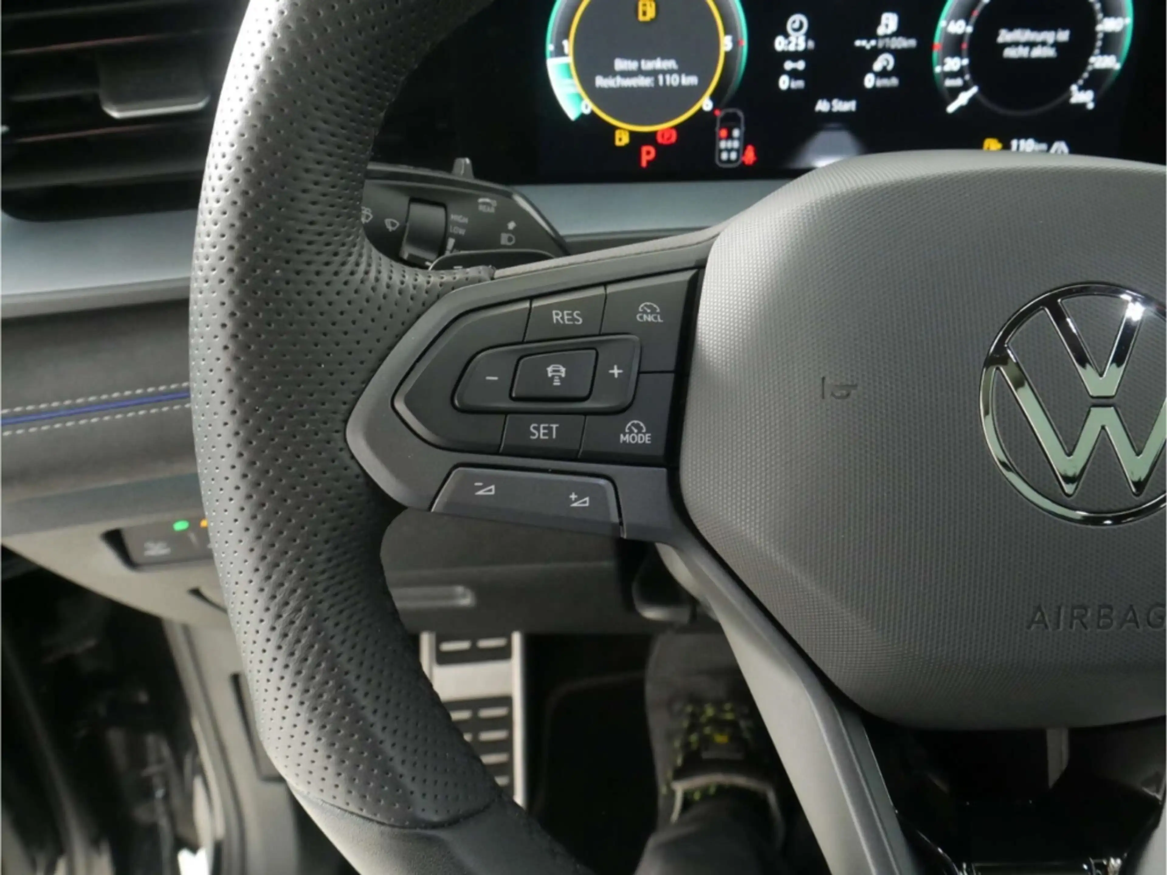 Volkswagen Tayron 2.0 TDI 4Motion R-Line Black Style — photo 15
