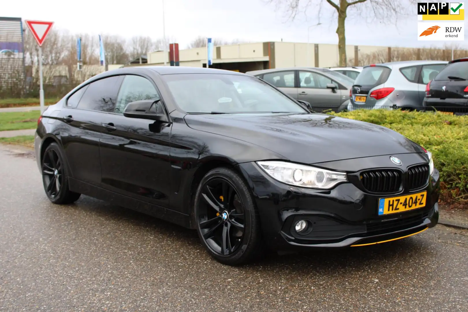 BMW 418 4-serie Gran Coupé 418i AUTOMAAT+FLIPPERS/M-SPORTS crna - 1