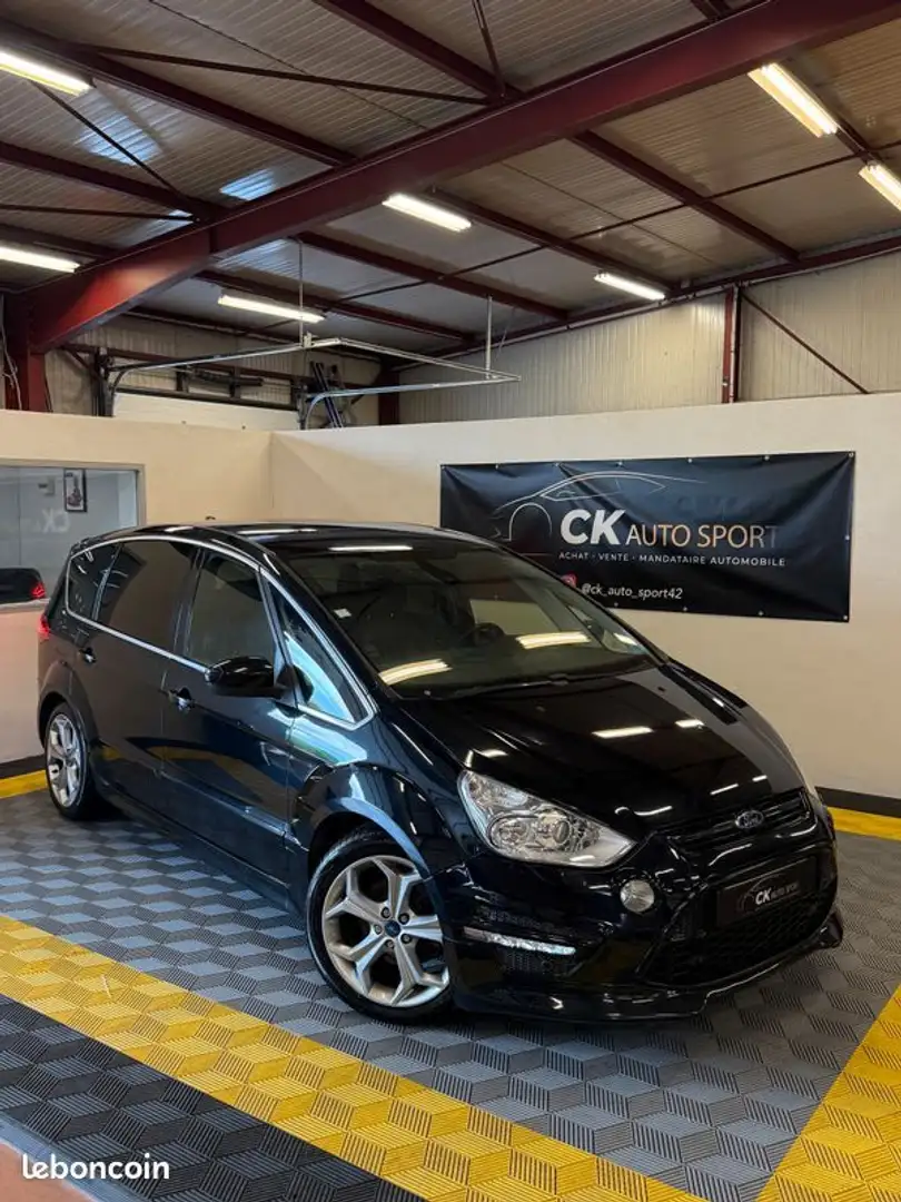 Ford S-Max 2.0 TDCi 140ch FAP Titanium PowerShift Schwarz - 1