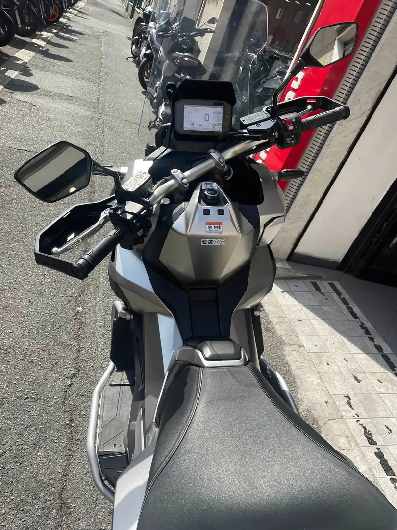 Honda X-ADV gravel Silber - 2