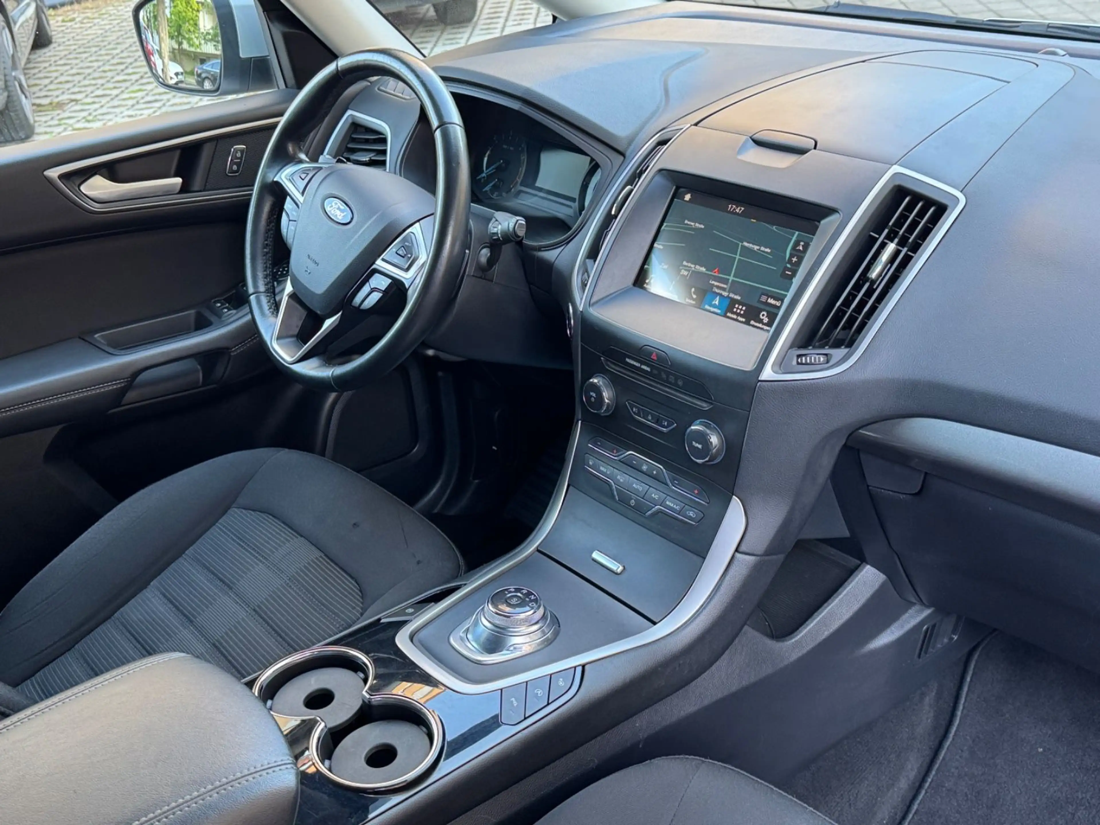 Ford Galaxy 2.0 TDCI 110 KW Automatik PDC Navi 7 Sitz — photo 9