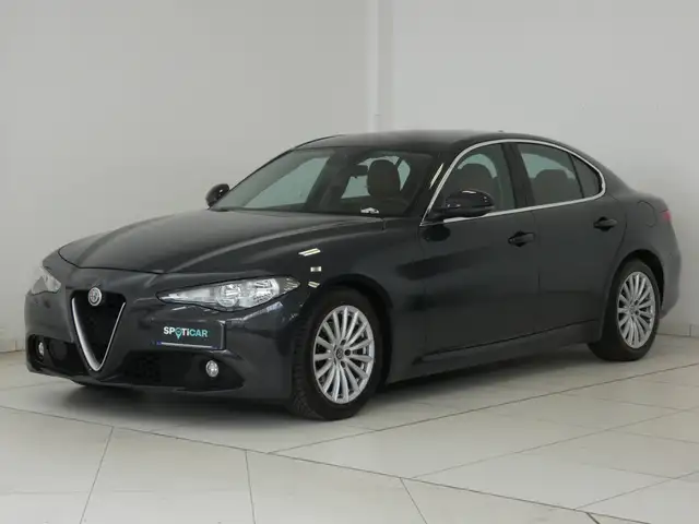 Alfa Romeo Giulia Giulia 2.2 t Super 150cv Manuale