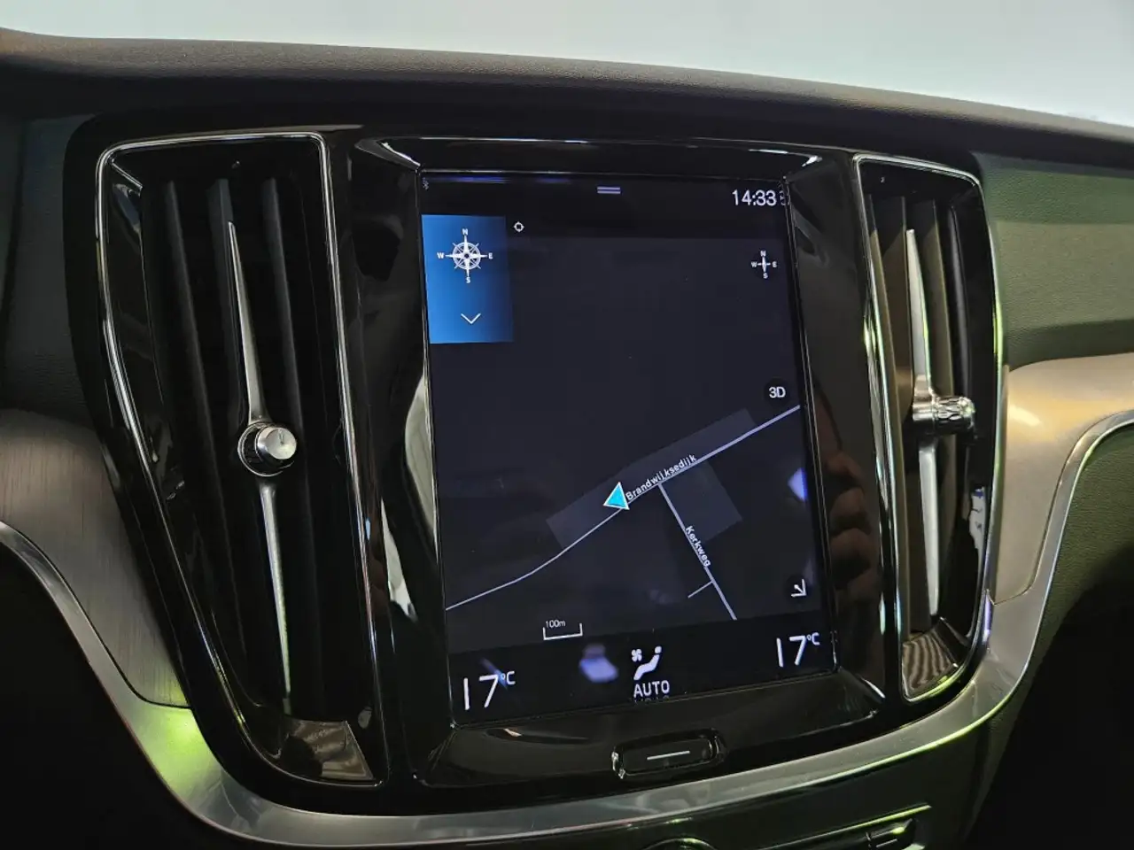 Volvo V60 2.0 B3 Momentum Advantage / CarPlay / Navi / NL Au, миниатюра 27