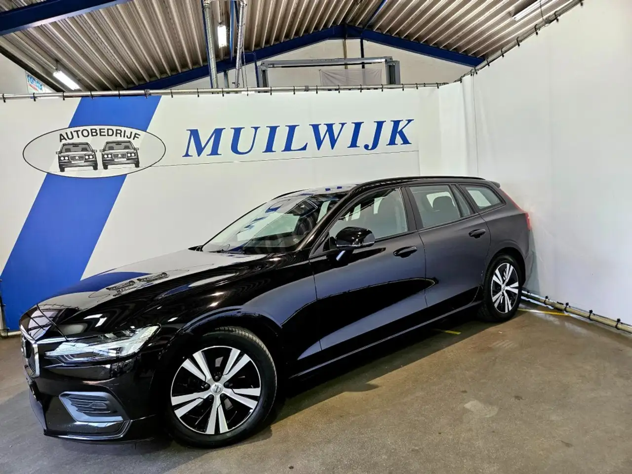 Volvo V60 2.0 B3 Momentum Advantage / CarPlay / Navi / NL Au, миниатюра 11