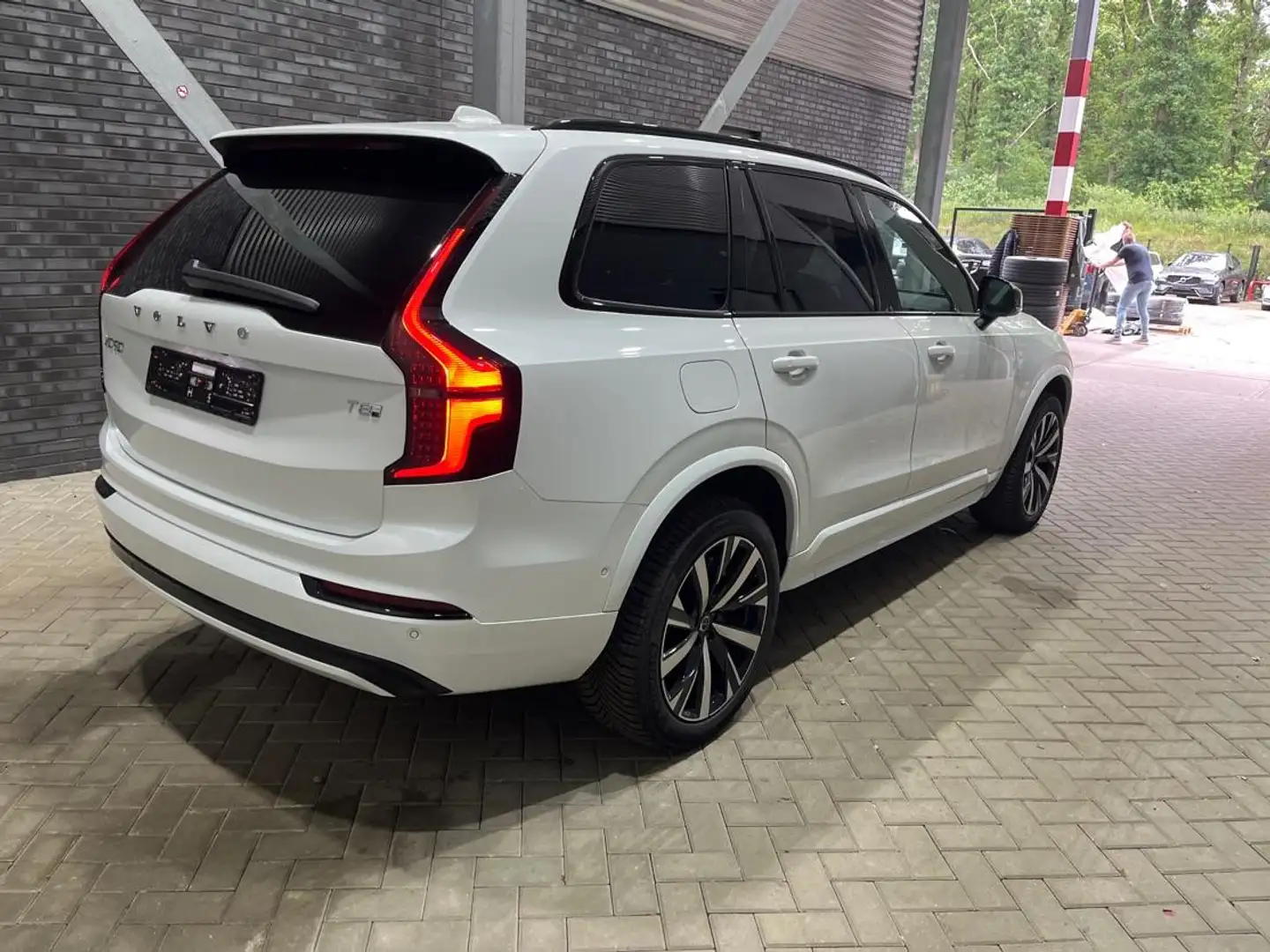 Volvo XC90 T8 Plug-in hybrid Ultra Dark | FACELIFT | Head-Up Wit - 2