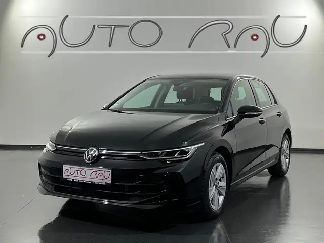 Volkswagen Golf 8 Lim. 1.5 TSI Life *LED*ACC*PDC*