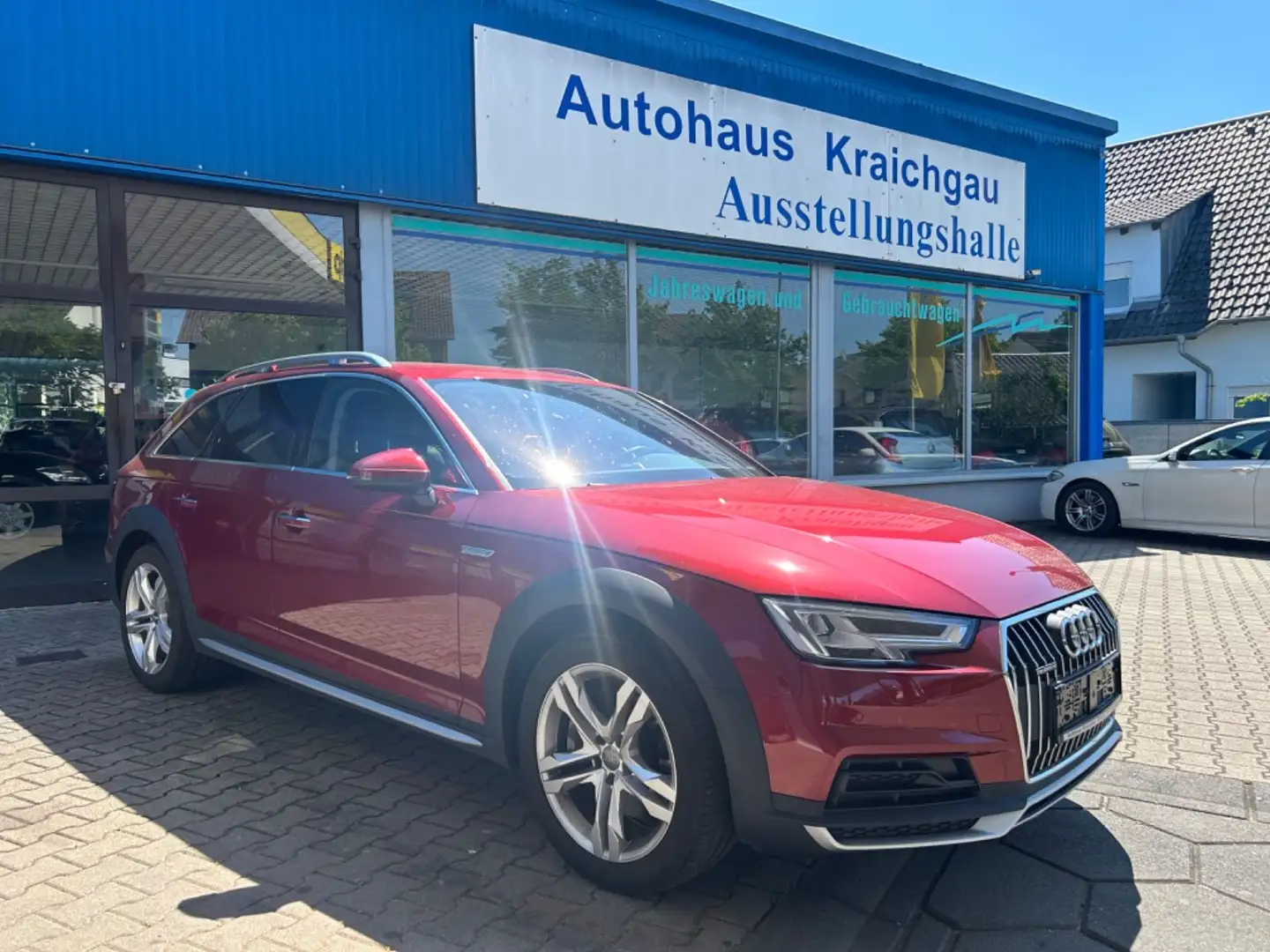 Audi A4 allroad quattro 45 TFSI AHK Kamera Garantie Rot - 1