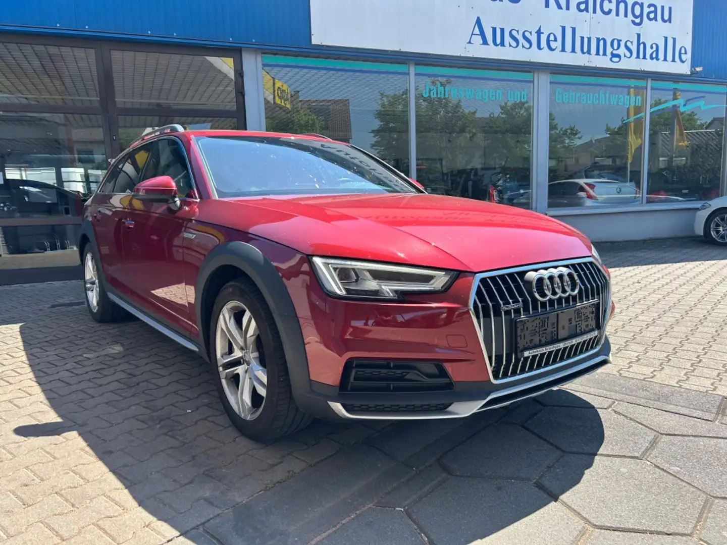 Audi A4 allroad quattro 45 TFSI AHK Kamera Garantie Rot - 2