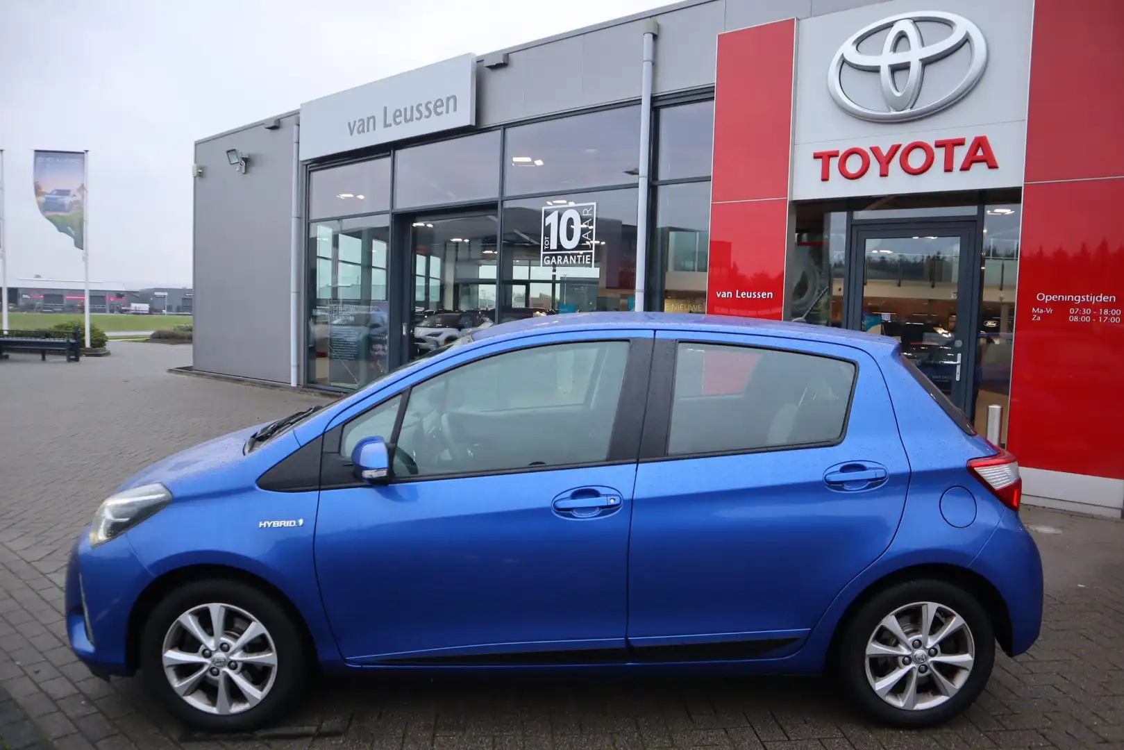 Toyota Yaris 1.5 HYBRID ACTIVE 5-DEURS CRUISE LM-VELGEN+ALL-SEA Blau - 2