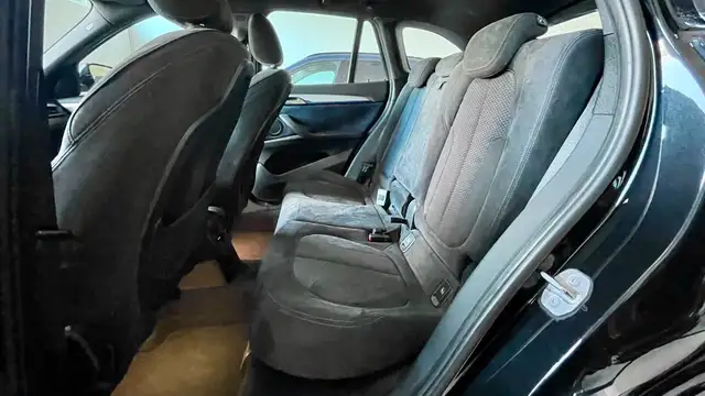 BMW X1 view 12