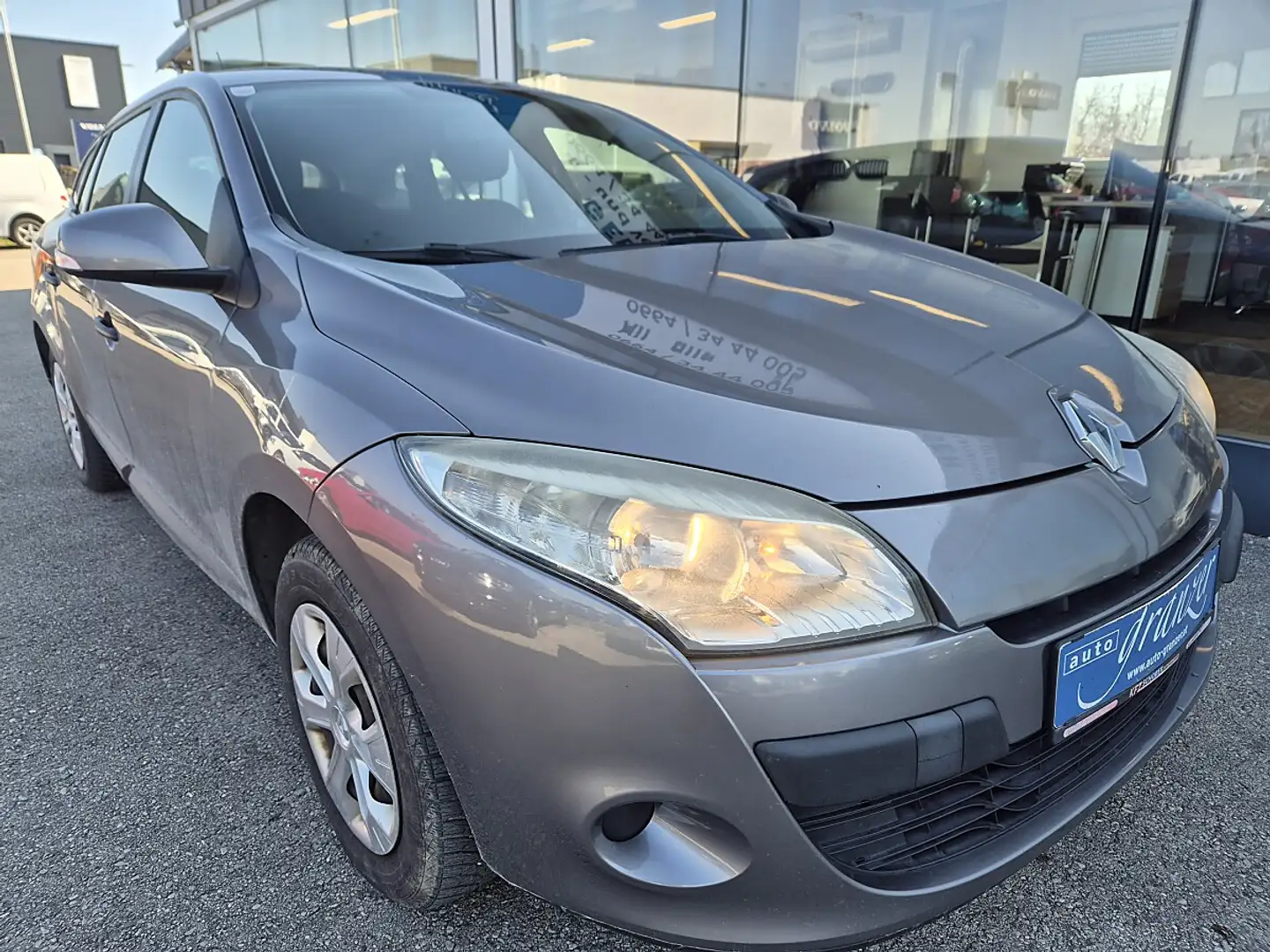 Renault Megane Mégane Grandtour Authentique dCi 90 DPF Grau - 2