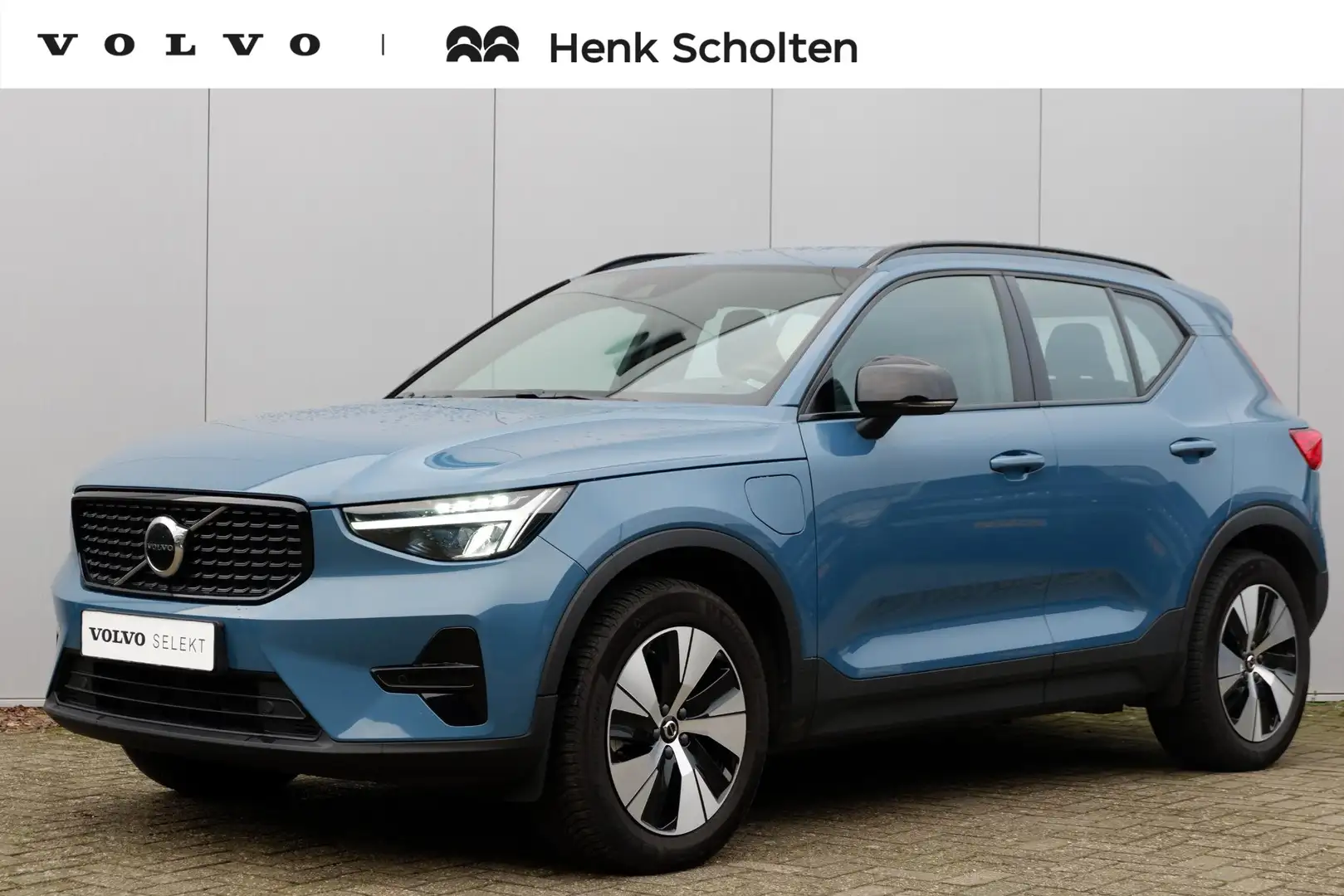 Volvo XC40 T4 Plug-in hybrid AUT7 211PK Plus Dark, Trekhaak s Blauw - 1