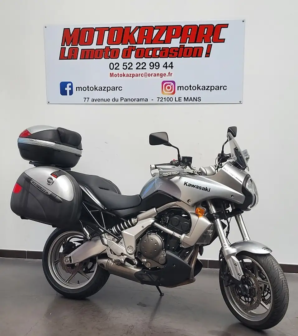 Kawasaki Versys 650 Silber - 1