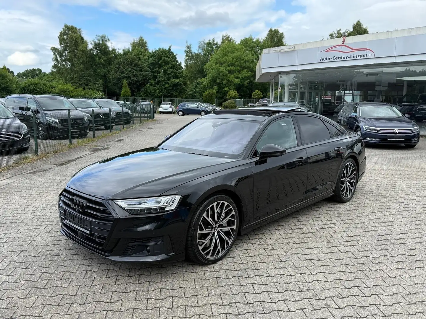 Audi A8 60 TDI quattro Noir - 1