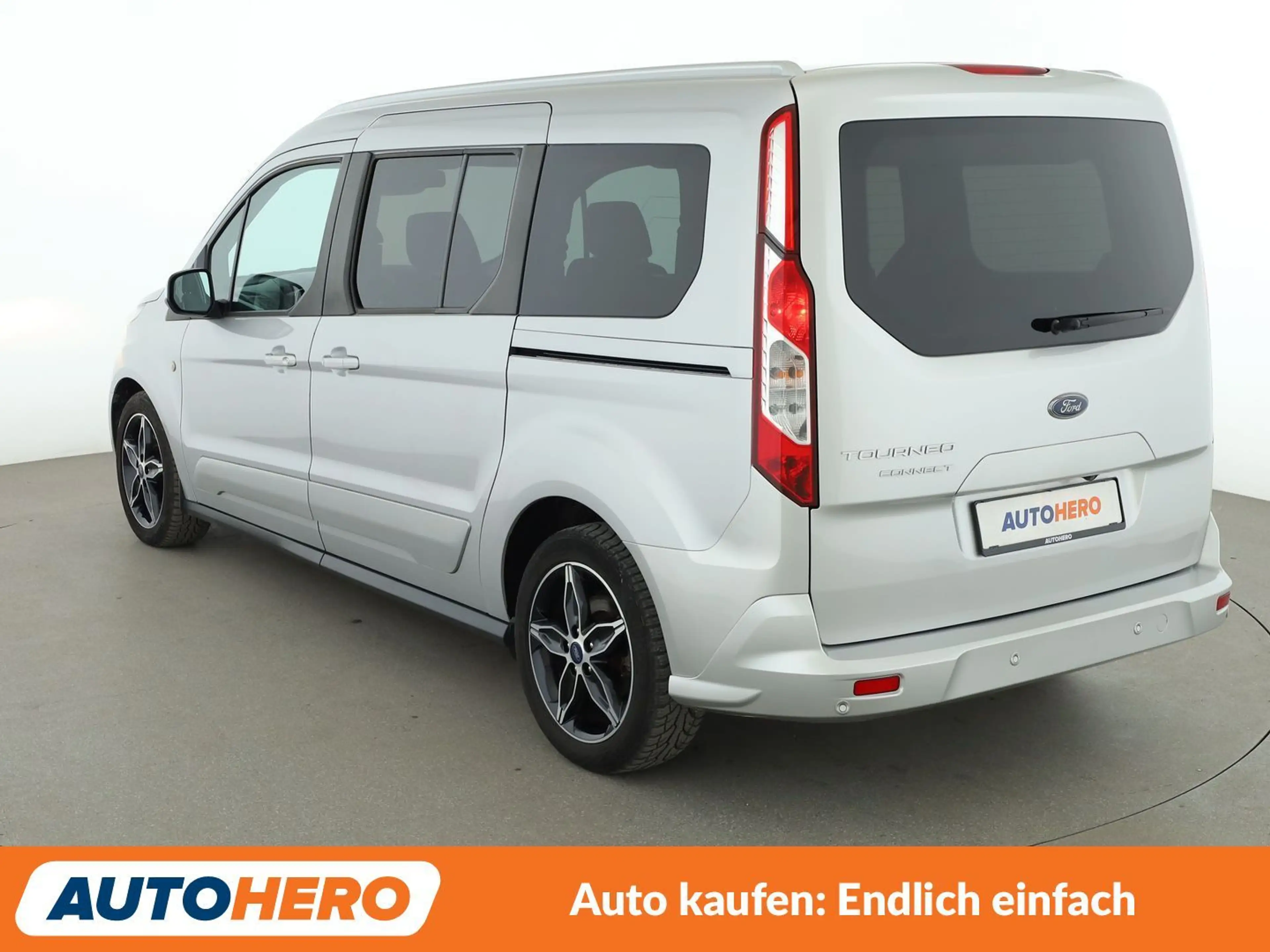 Ford Grand Tourneo 1.5 TDCi Titanium *NAVI*TEMPO*CAM*PDC*ALU*KLIMA* — photo 4