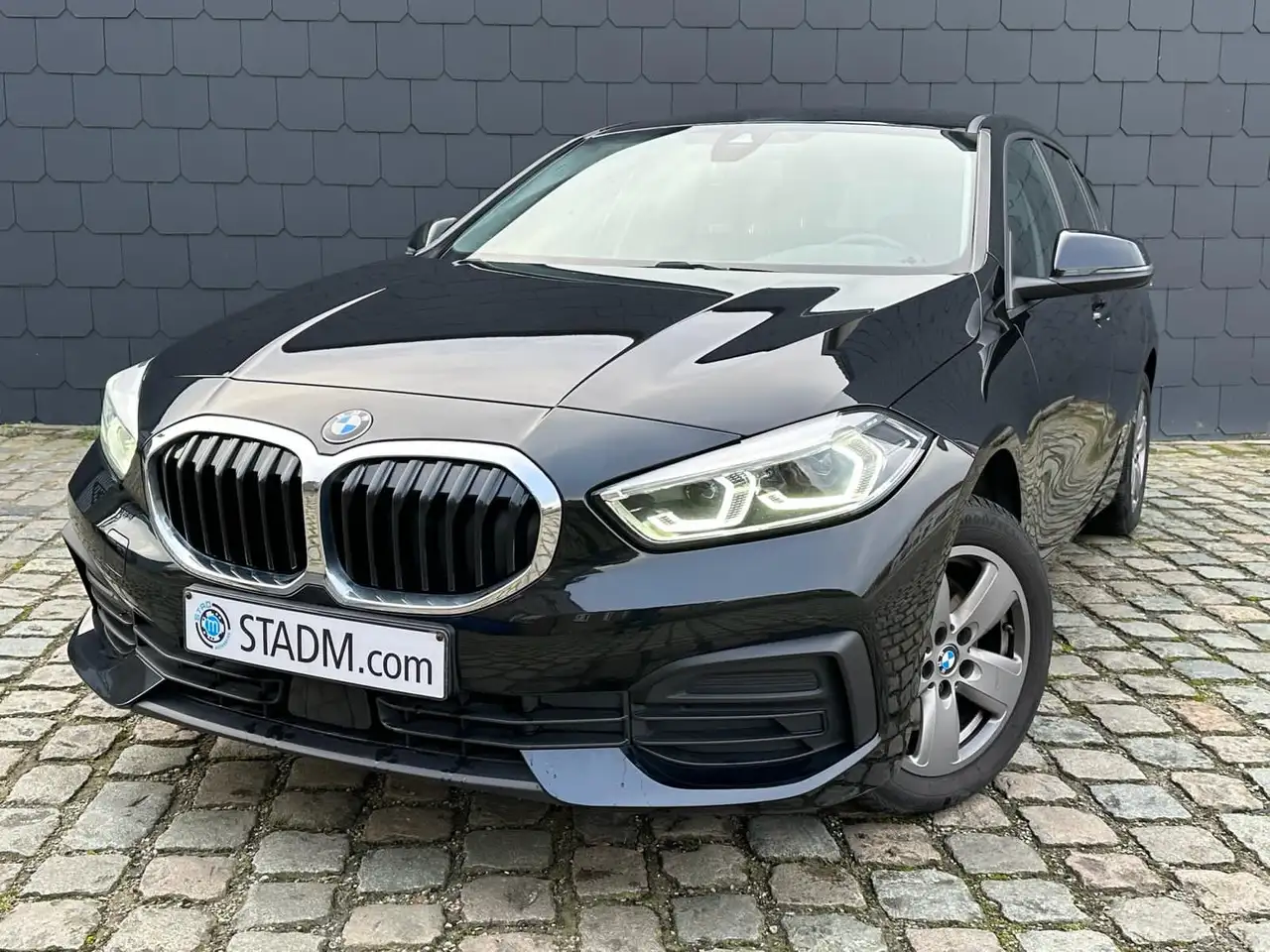 BMW 116 Berline in Zwart tweedehands in Roosdaal voor € 16.850,-