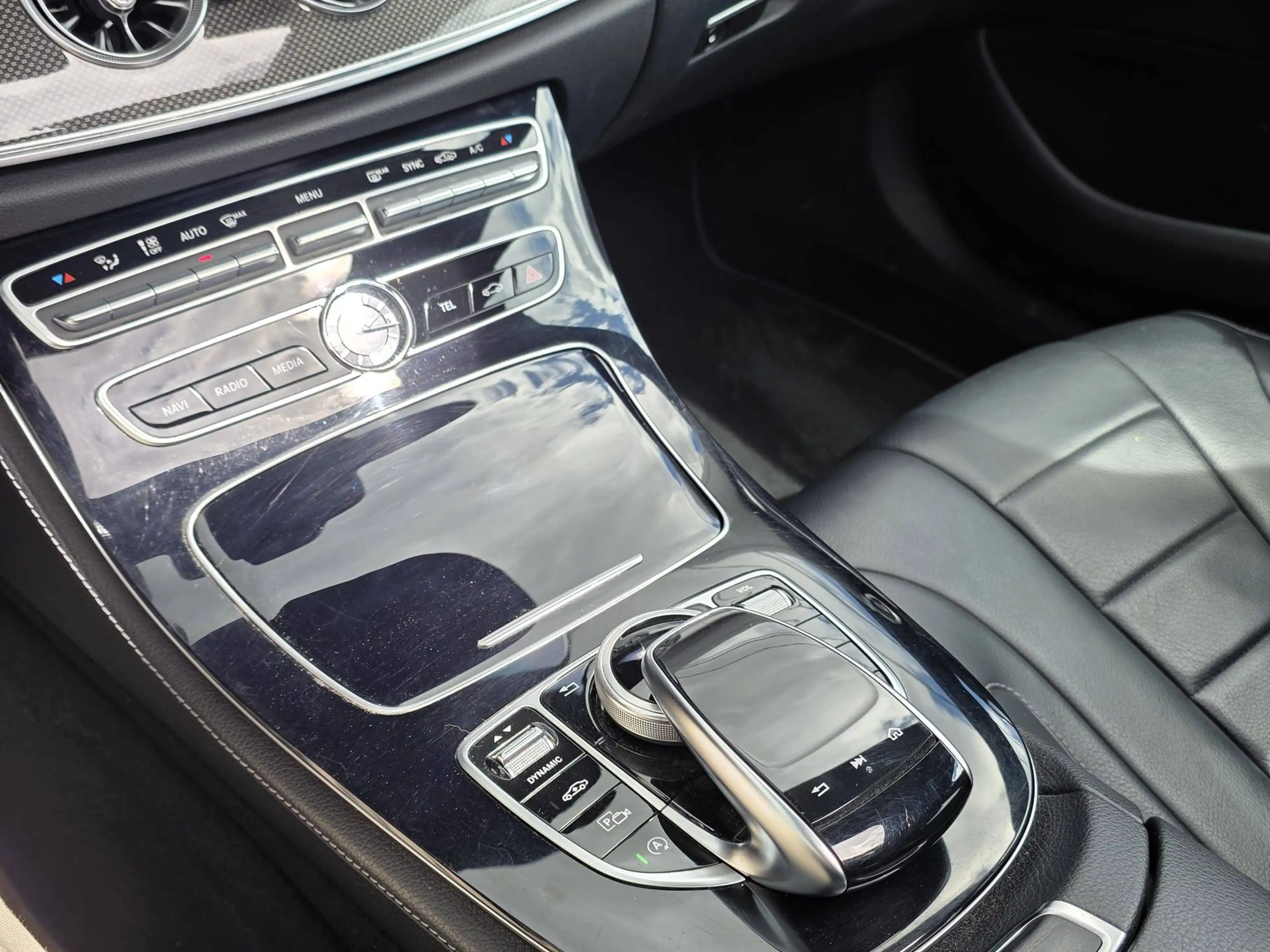 Mercedes-Benz CLS 350 CLS 350 d 4-Matic — photo 14