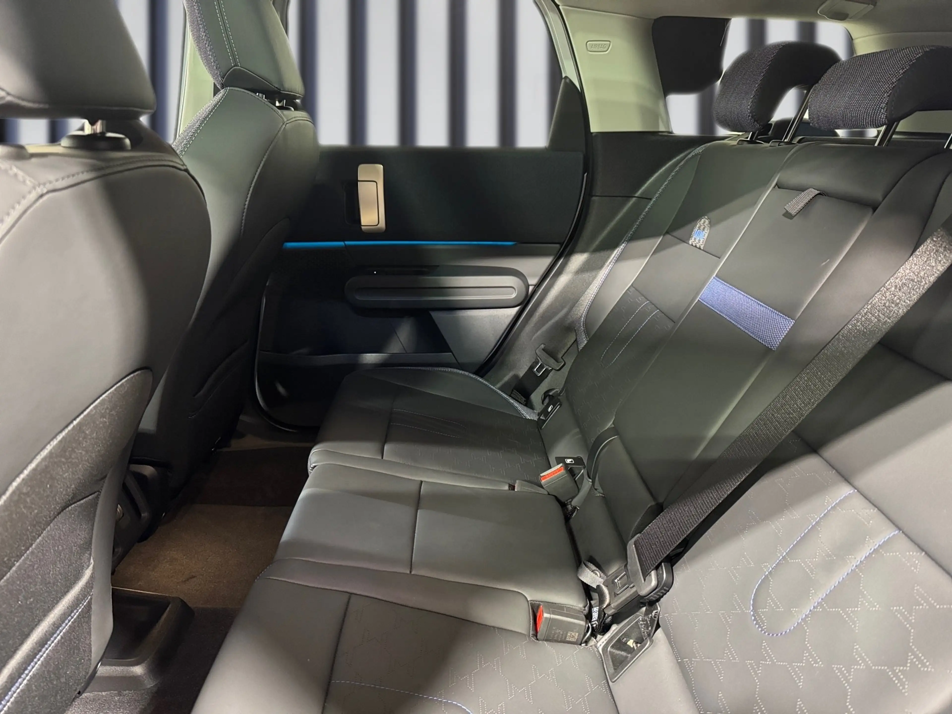MINI Countryman D Countryman D — photo 8