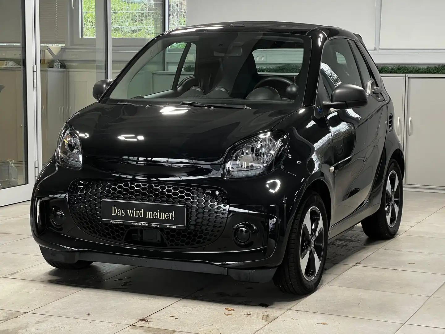 smart forTwo fortwo cabrio EQ Passion 22kW-BORDLADER+KLIMA+SZ Schwarz - 1