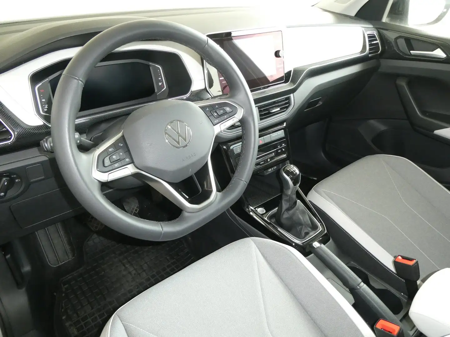 Volkswagen T-Cross Style TSI Silber - 1