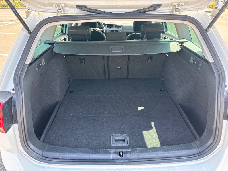 Volkswagen Golf VII 1.4 TSI Variant R-Line Lounge — photo 9