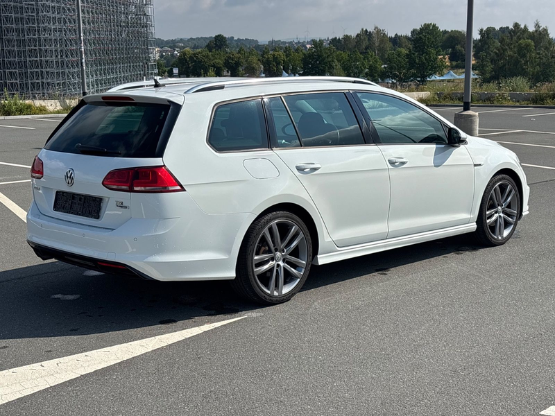 Volkswagen Golf VII 1.4 TSI Variant R-Line Lounge — photo 8