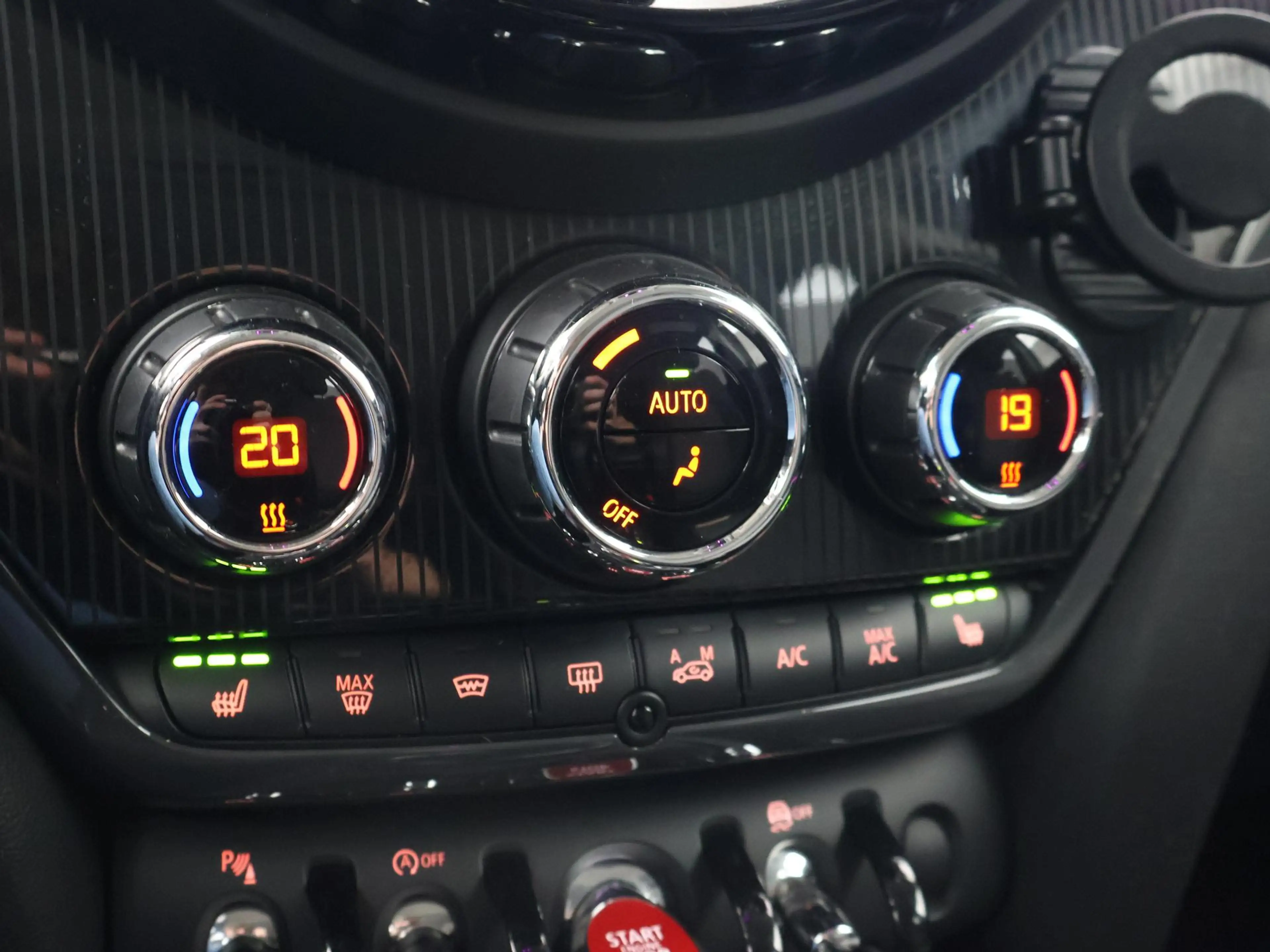 MINI Cooper S Countryman 2.0 COOPERS 192 PK AUT. ALL4 CHILI + HEAD-UP | ADA — photo 26