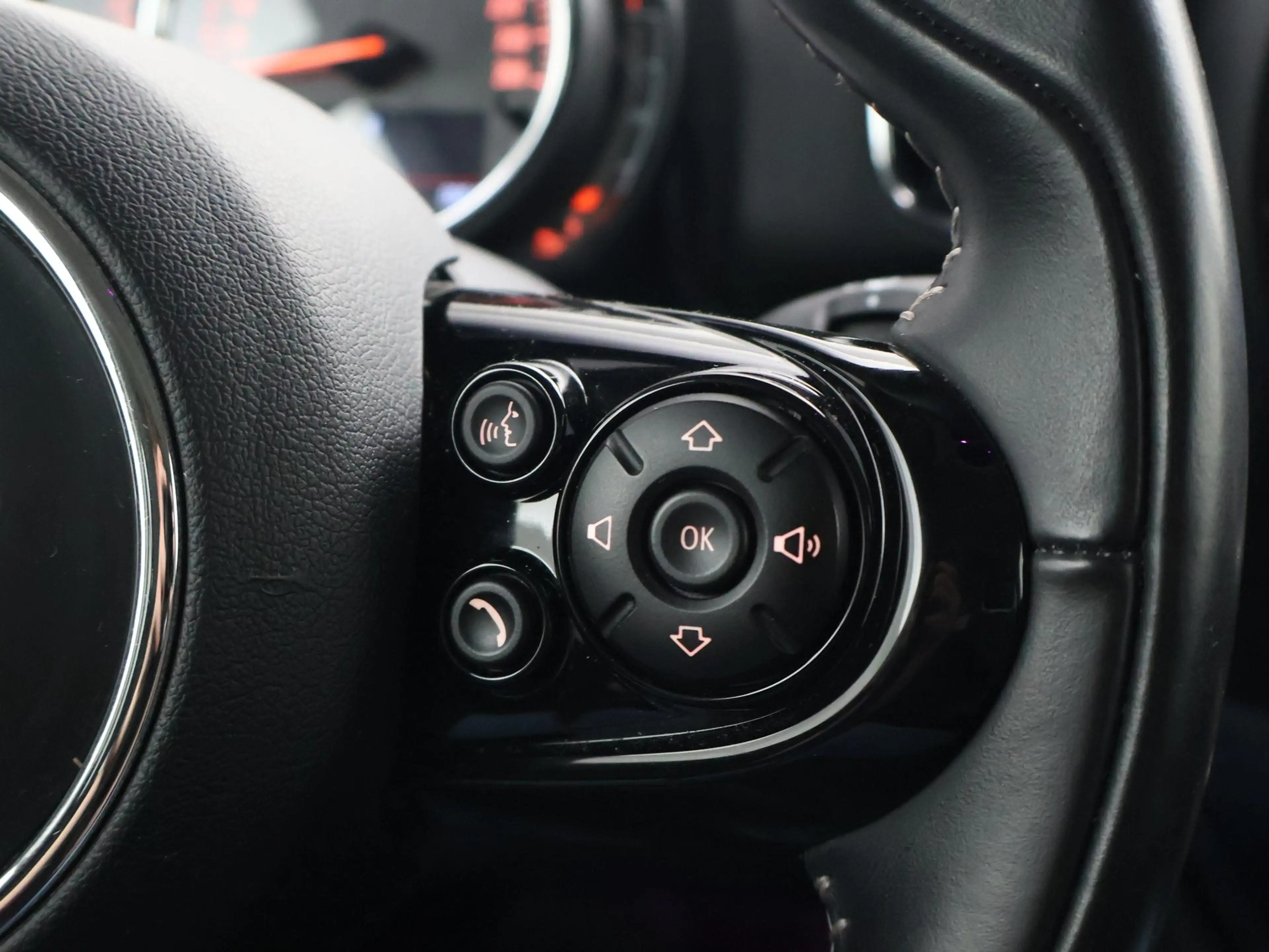 MINI Cooper S Countryman 2.0 COOPERS 192 PK AUT. ALL4 CHILI + HEAD-UP | ADA — photo 30