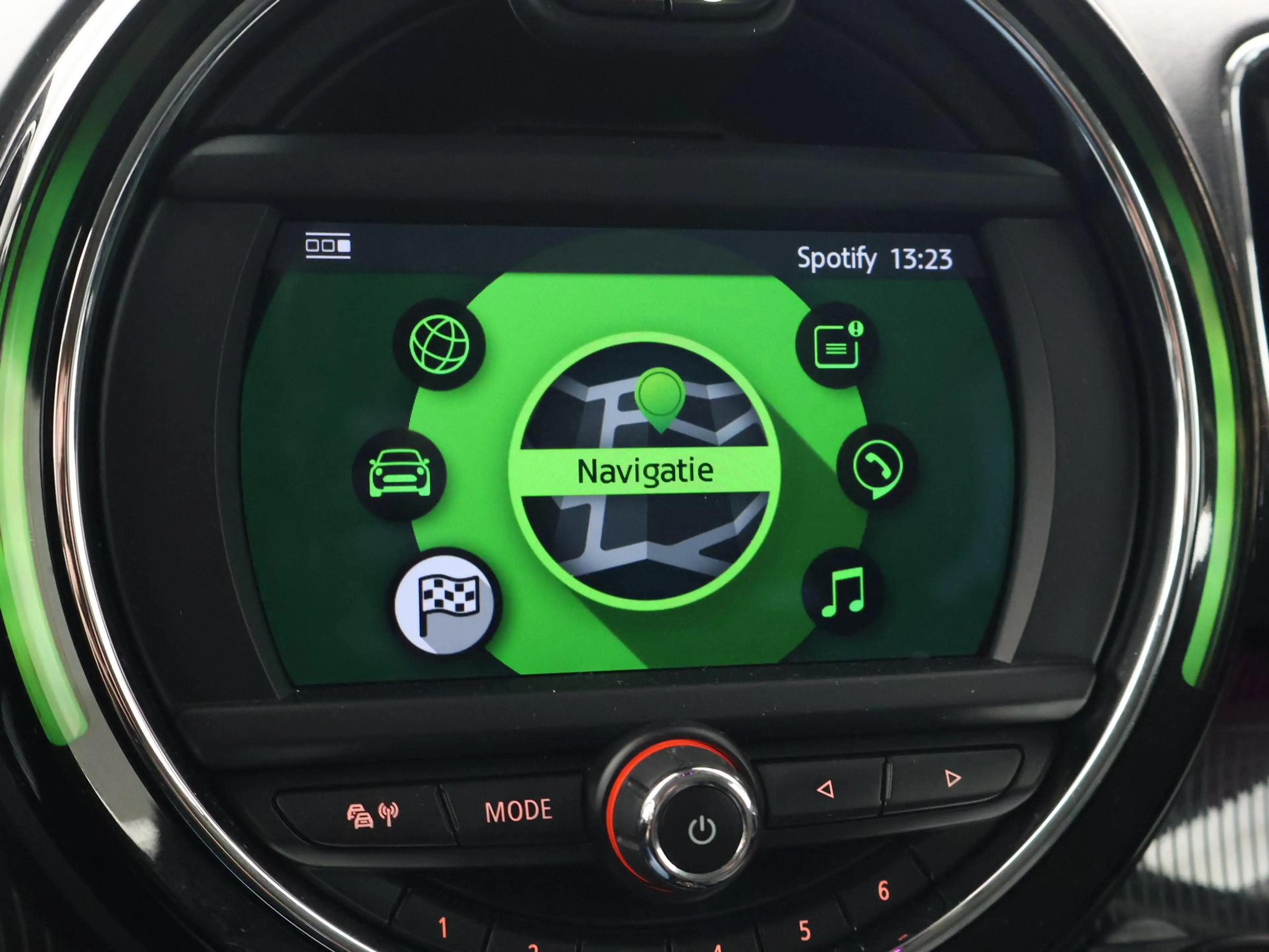MINI Cooper S Countryman 2.0 COOPERS 192 PK AUT. ALL4 CHILI + HEAD-UP | ADA — photo 49