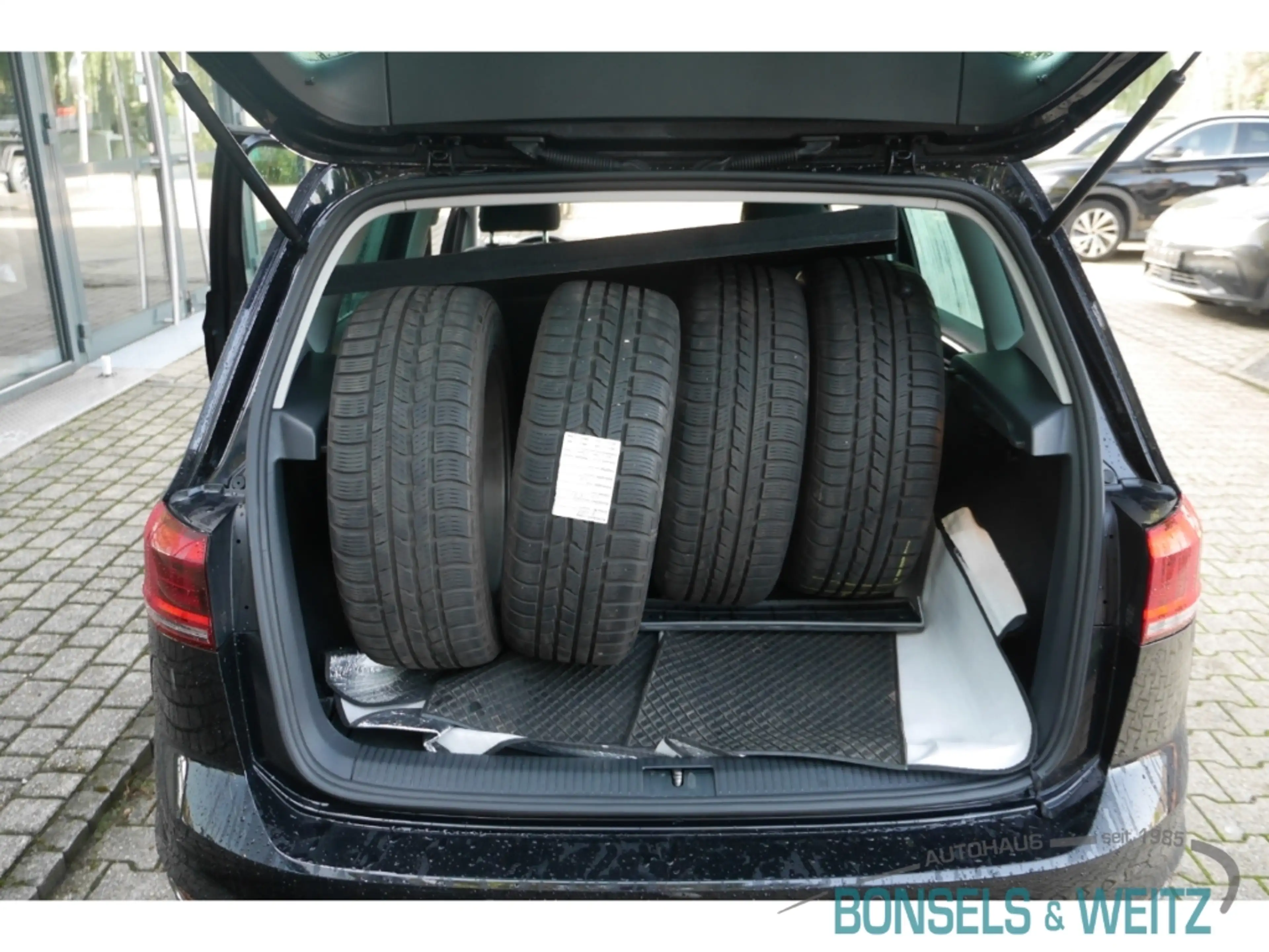 Volkswagen Golf Sportsvan Highline VII 1.5 TSI+Massagesitz Fahrer+Navi+Rückf — photo 10
