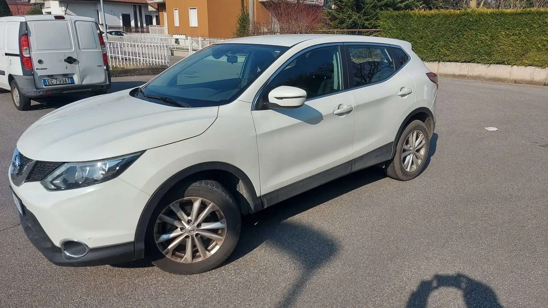 Nissan Qashqai Qashqai II 2014 1.5 dci Acenta 110cv E6 Bianco - 1