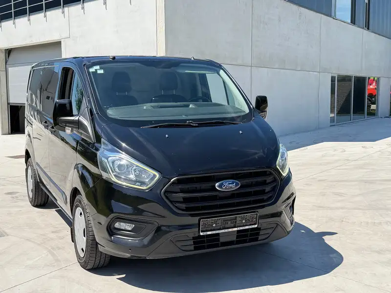 Ford Transit Custom 2.0 TDCi L1H1 Limited AUTO