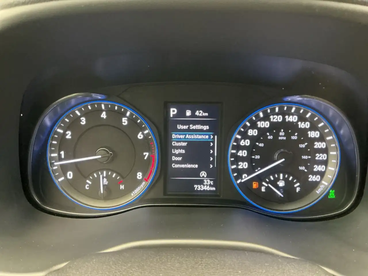 Hyundai KONA снимка Hyundai KONA