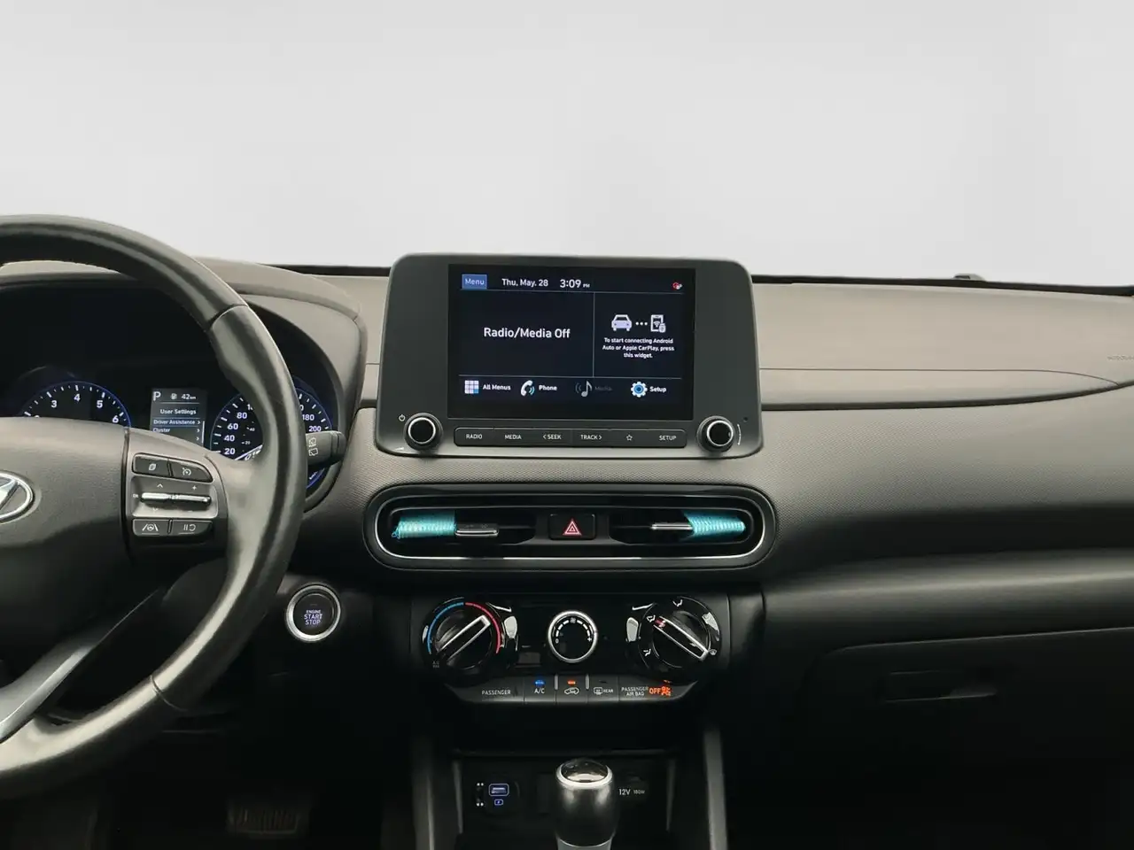 Hyundai KONA снимка Hyundai KONA