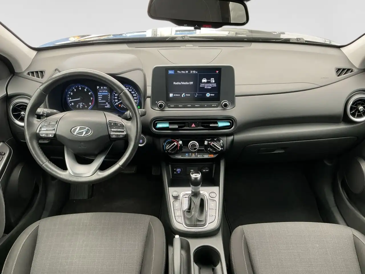 Hyundai KONA снимка Hyundai KONA