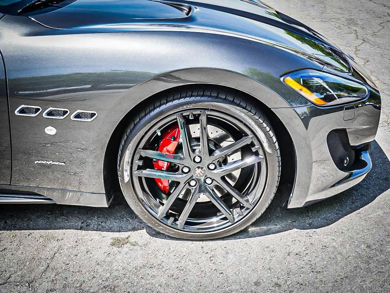 Maserati GranTurismo снимка Maserati GranTurismo