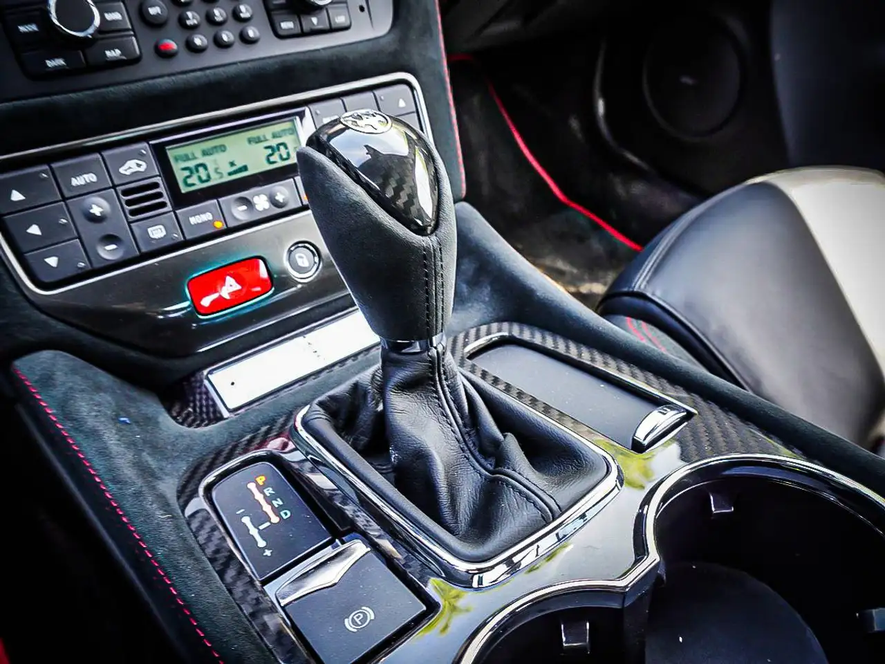 Maserati GranTurismo снимка Maserati GranTurismo
